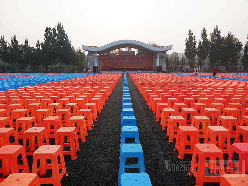 塑料凳租賃體現(xiàn)綠色可持續(xù)發(fā)展理念