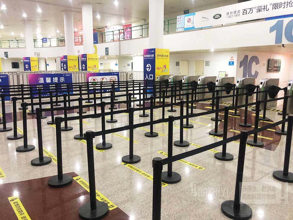 一米線租賃在公眾場(chǎng)合發(fā)揮重要作用