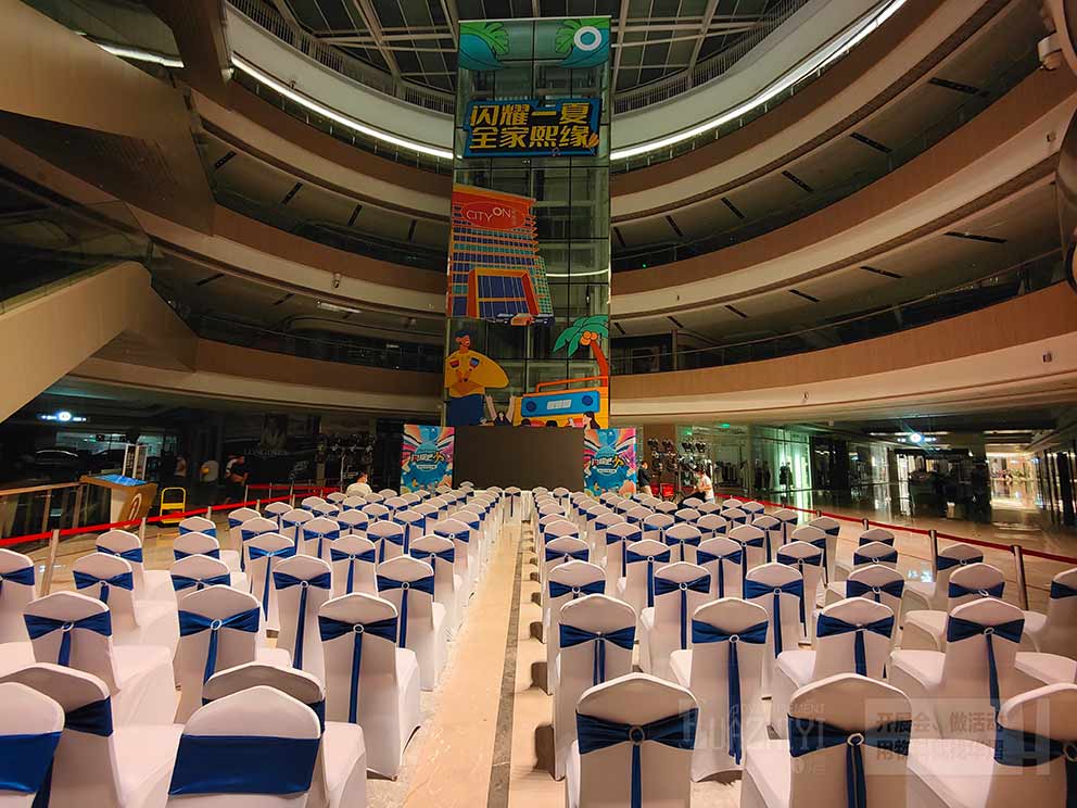 熙地港中庭舉行活動(dòng)租賃華熠隔離帶