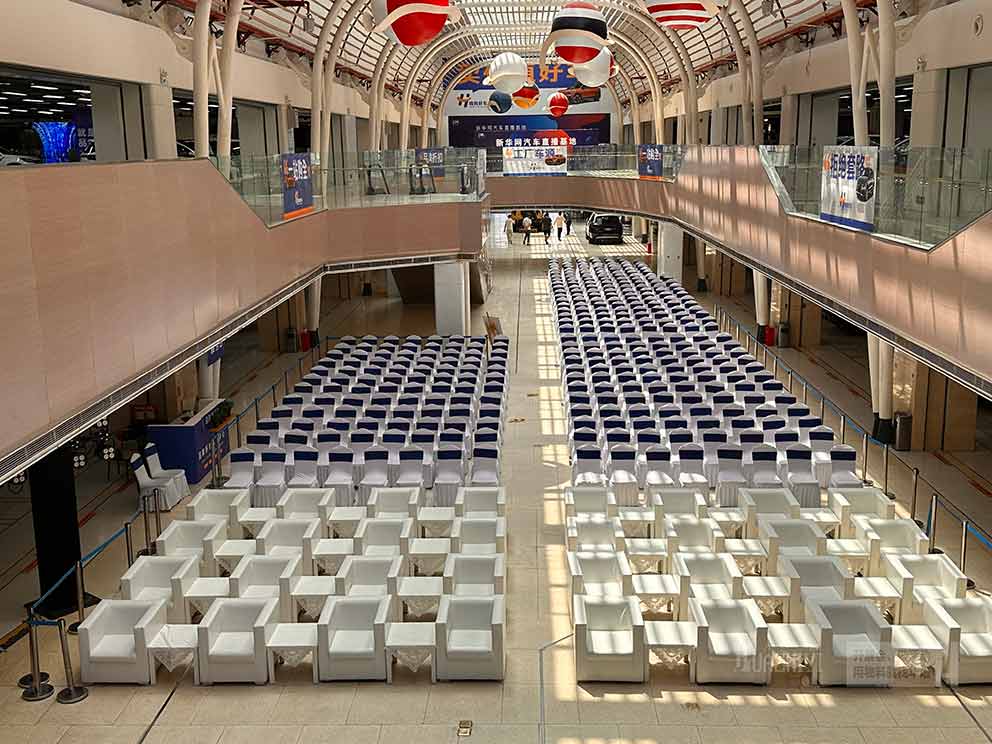 鄭州沙發(fā)桌椅出租公司布置開園儀式觀眾席