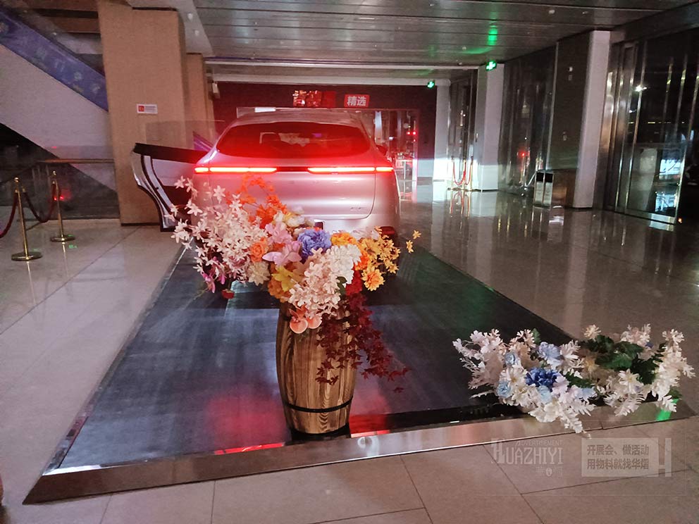 鄭州地臺(tái)租賃廠家提供商場(chǎng)臨時(shí)車展地臺(tái)