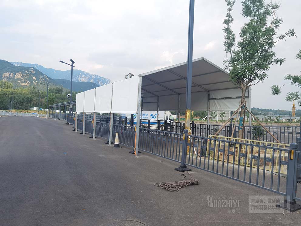 鄭州新鄉(xiāng)篷房出租搭建在戶外可以用來(lái)防雨遮陽(yáng)