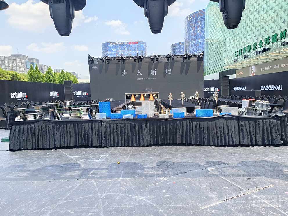 精致的黑色桌椅出租找哪個(gè)公司？