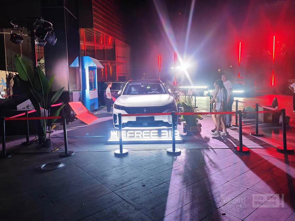 鄭州隔離帶出租負責布置商場外圍臨時車展