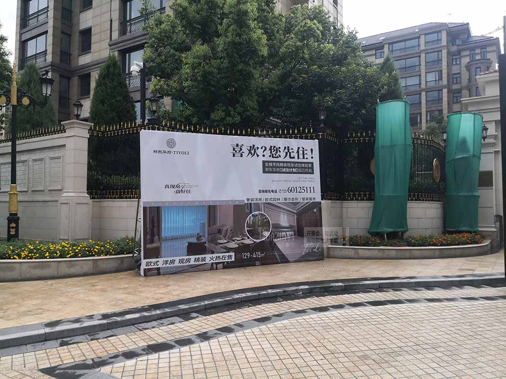 鄭州桁架出租廠家提供的桁架質量穩(wěn)固，做工細致