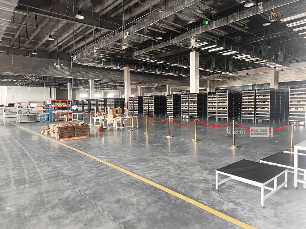 鄭州護欄租賃提供的禮賓柱點亮開園儀式喜慶氛圍