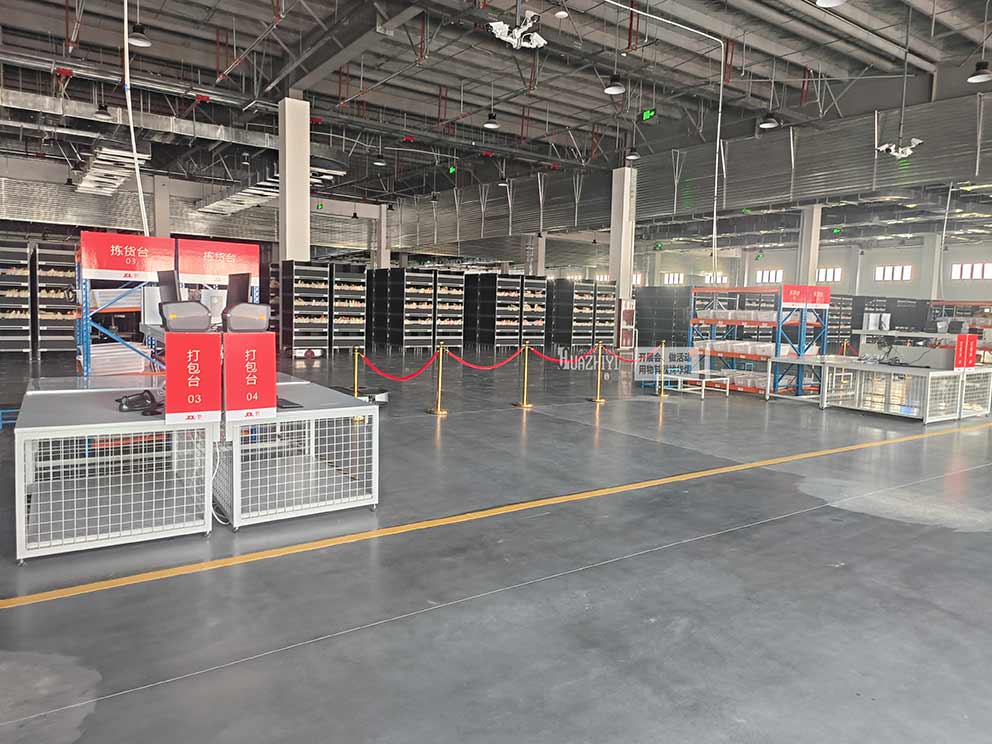 鄭州護欄租賃提供的禮賓柱點亮開園儀式喜慶氛圍