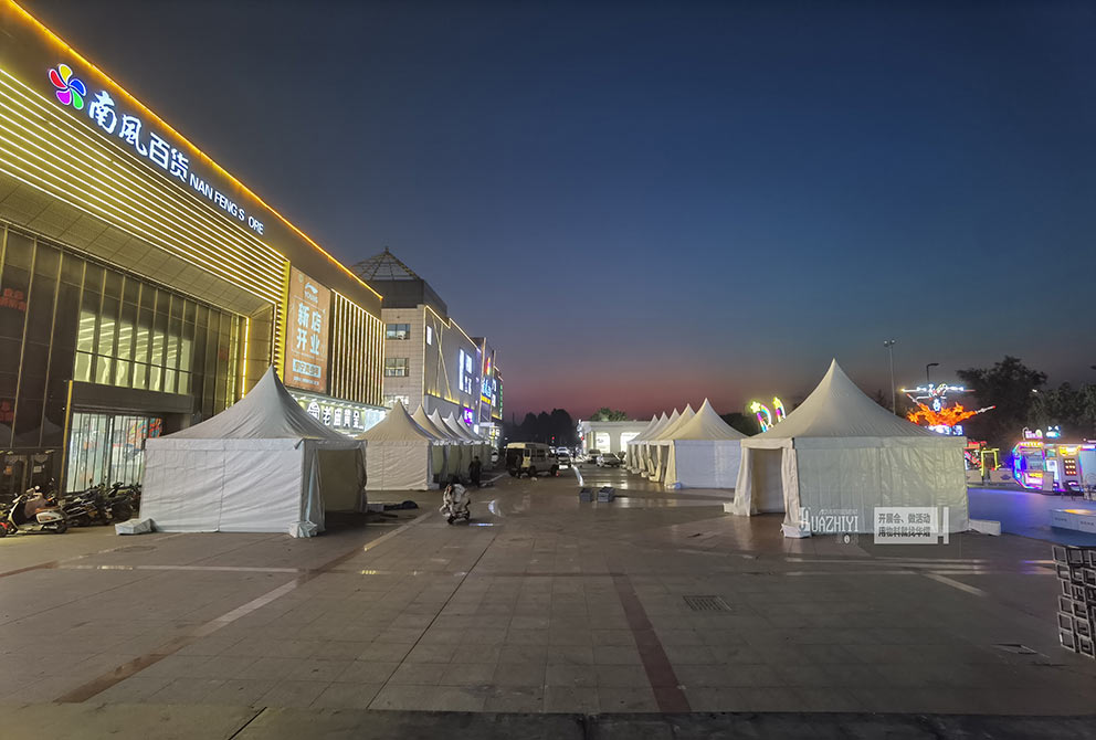 鄭州篷房出租在臨猗縣為活動助力，搭建尖頂篷房