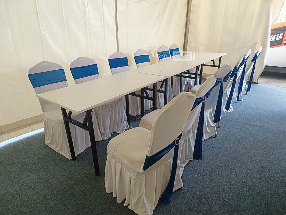 鄭州桌椅出租公司提供千把貴賓椅租賃