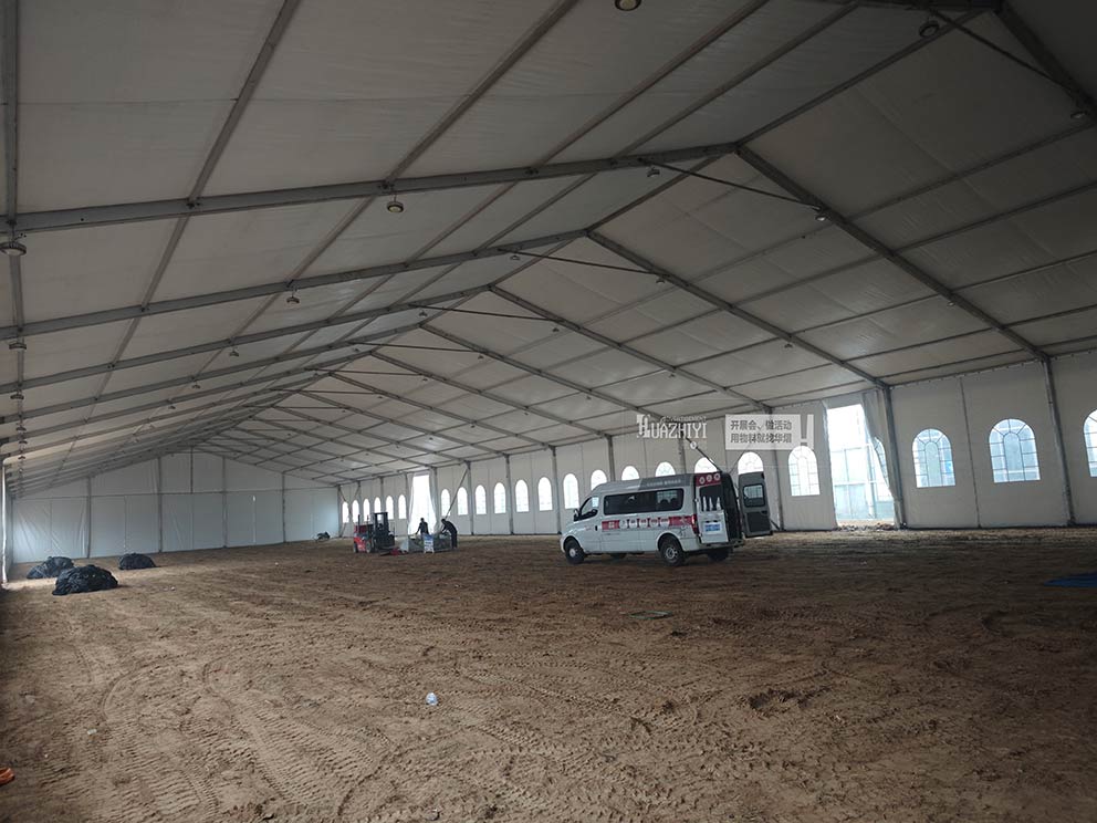 開封篷房租賃搭建大跨度展覽篷房現(xiàn)場(chǎng)