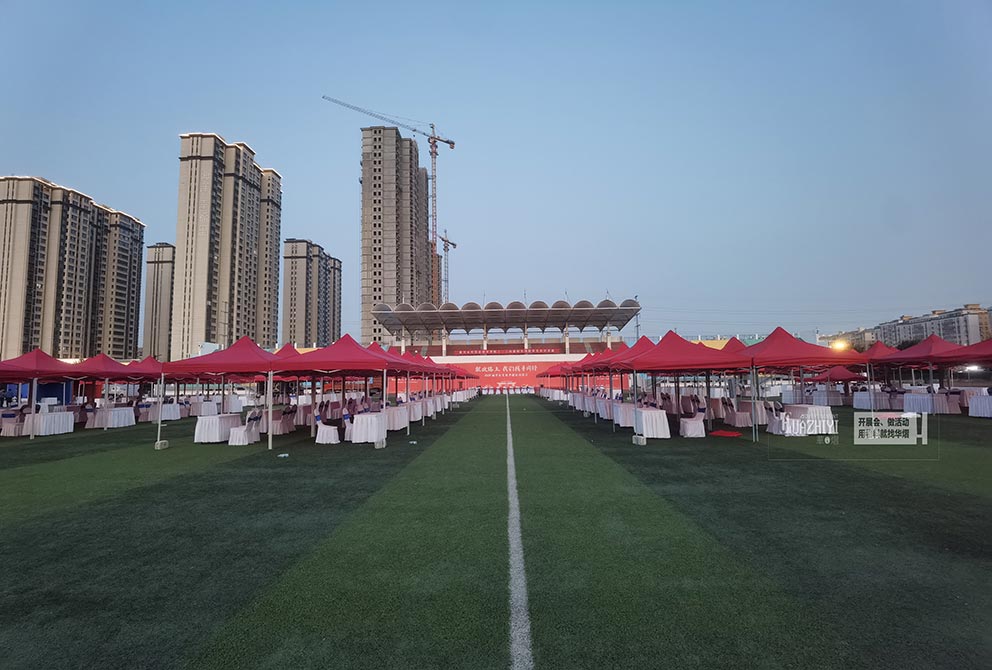 鄭州帳篷出租搭建開封水利大學(xué)畢業(yè)季就業(yè)雙選會(huì)現(xiàn)場(chǎng)