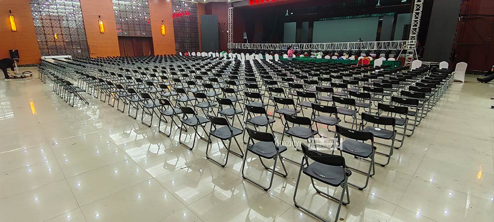 鄭州折疊椅出租公司助力航空港宣講會(huì)活動(dòng)