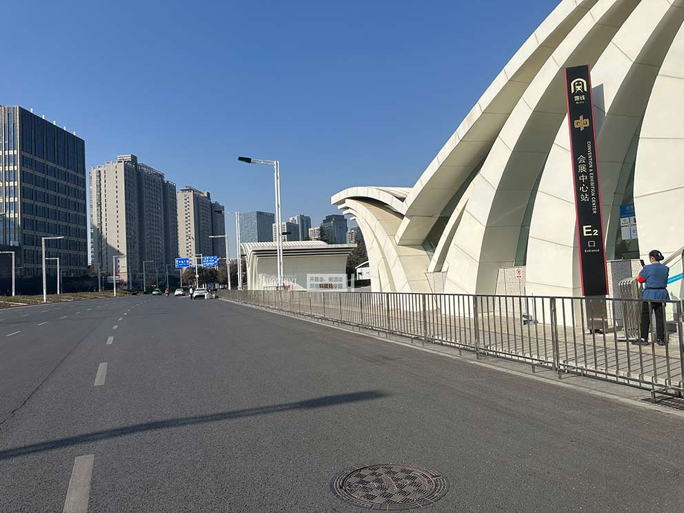 鄭州鐵馬護欄出租布置會展中心活動 安全防護