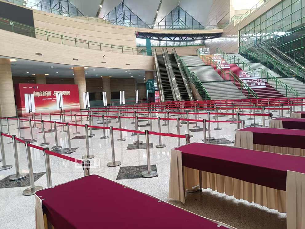 鄭州隔離帶出租助力國際會(huì)展中心活動(dòng)