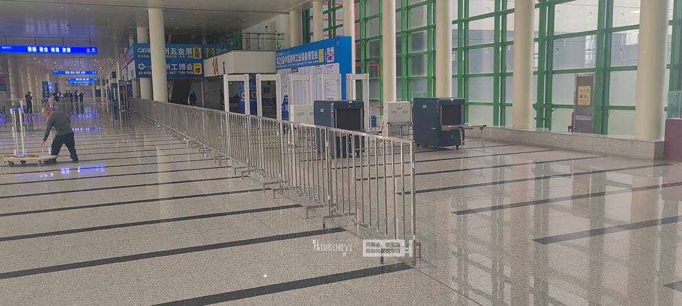 華熠鐵馬護欄租賃公司助力布置活動安檢通道