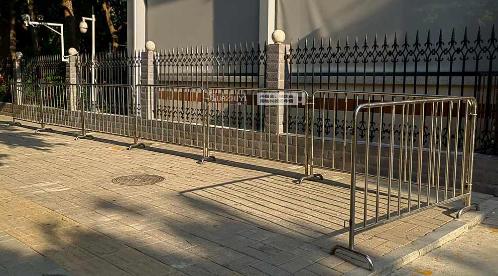 信訪局入口處鐵馬由華熠鐵馬租賃布場