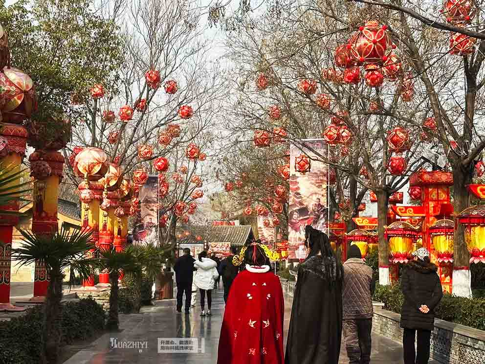 天龍八部手游嘉年華活動(dòng)，華熠道旗隔離帶租賃助力